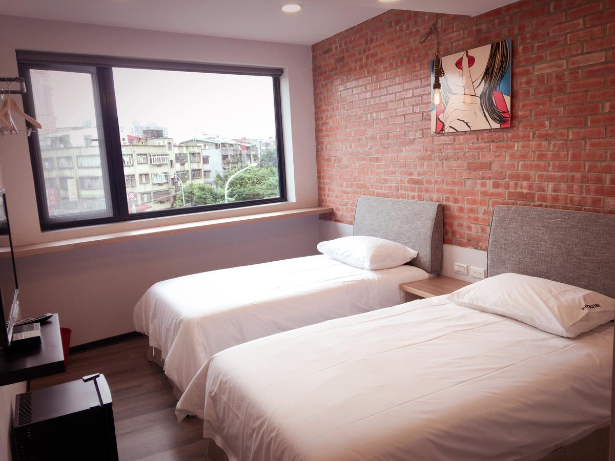 Neutral Inn Trung Hòa Ngoại thất bức ảnh