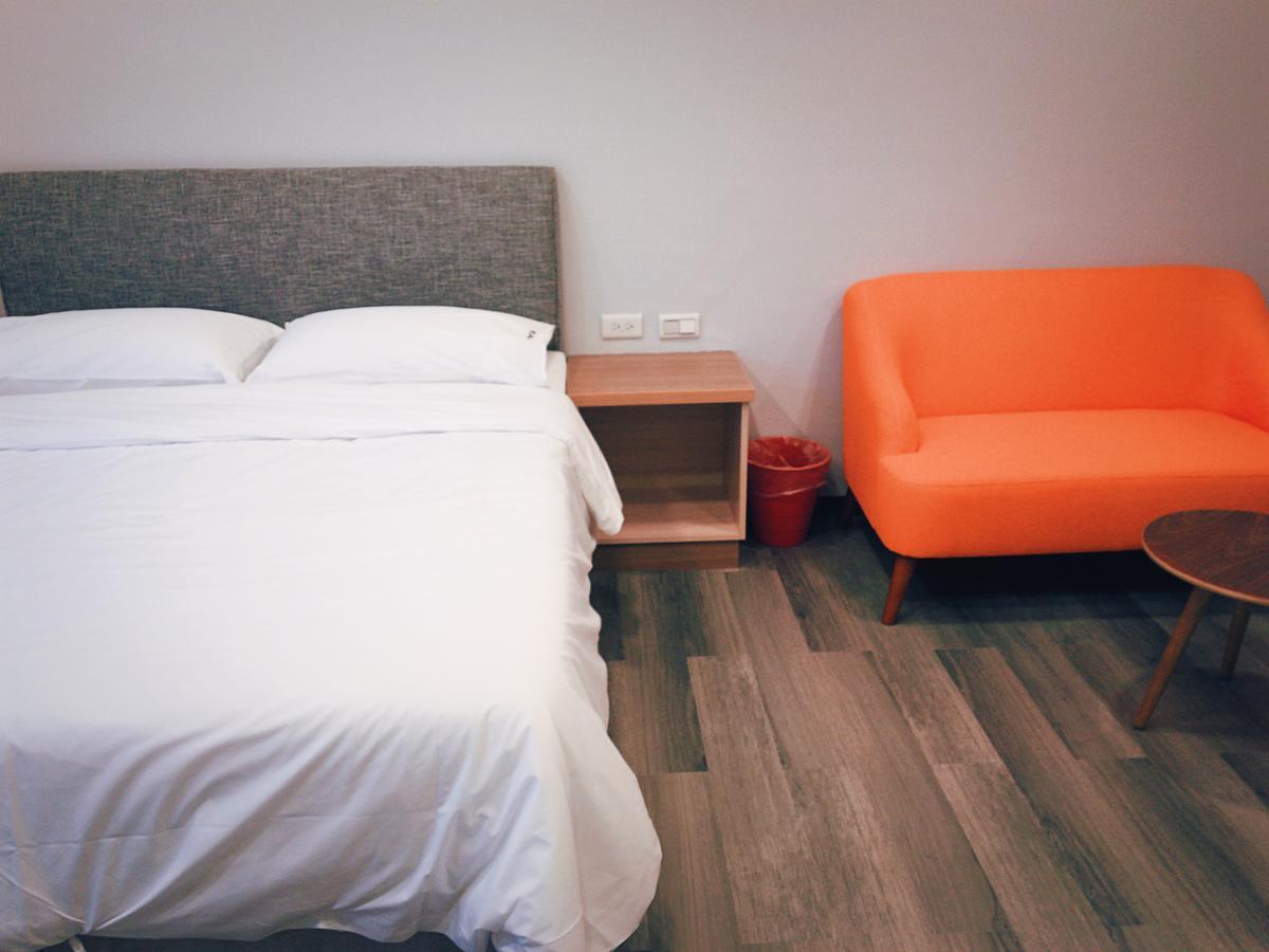 Neutral Inn Trung Hòa Ngoại thất bức ảnh