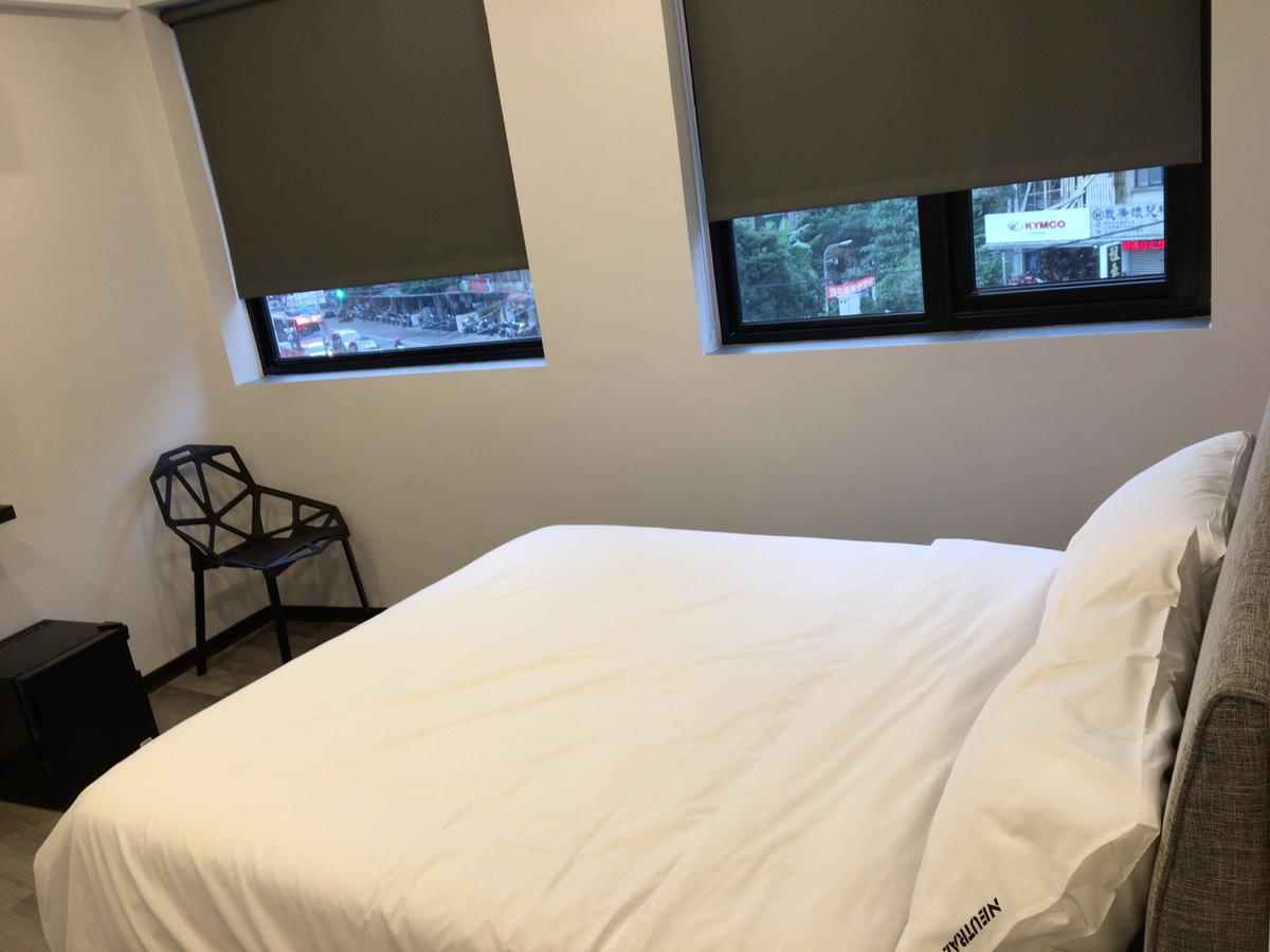 Neutral Inn Trung Hòa Ngoại thất bức ảnh