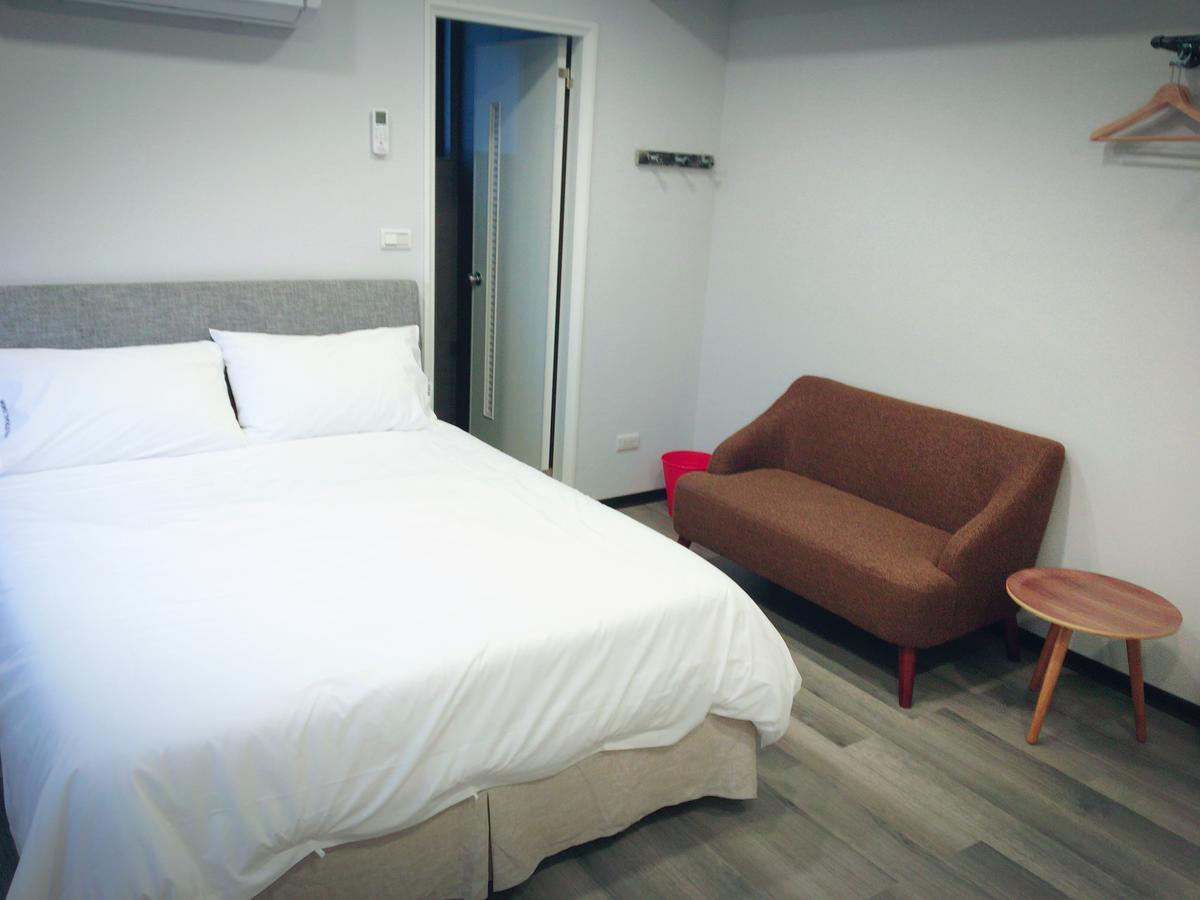 Neutral Inn Trung Hòa Ngoại thất bức ảnh
