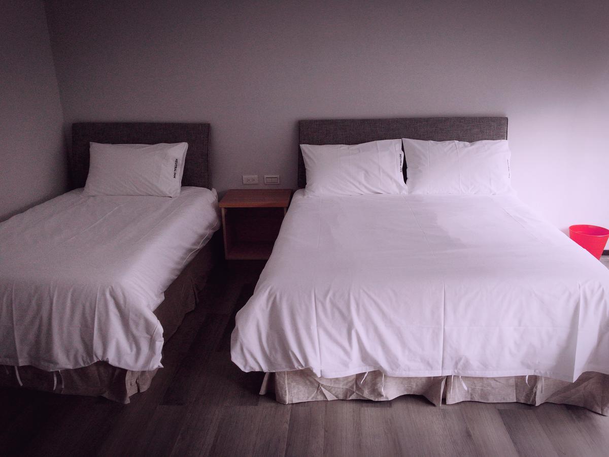 Neutral Inn Trung Hòa Ngoại thất bức ảnh